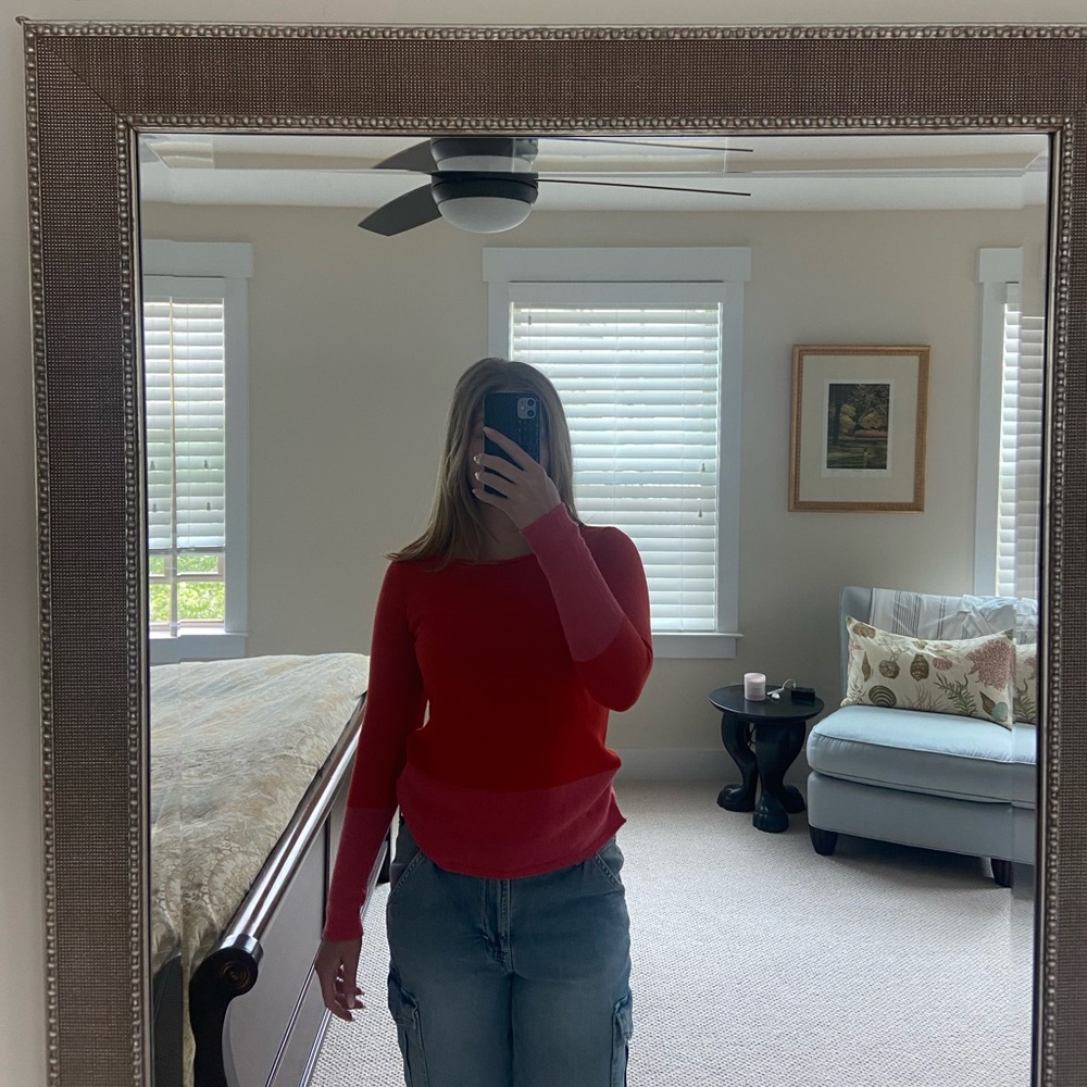 Two-tone knit sweater